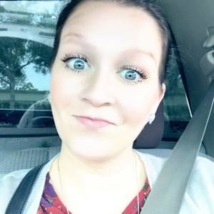 Meet your Posher, Mackenzie